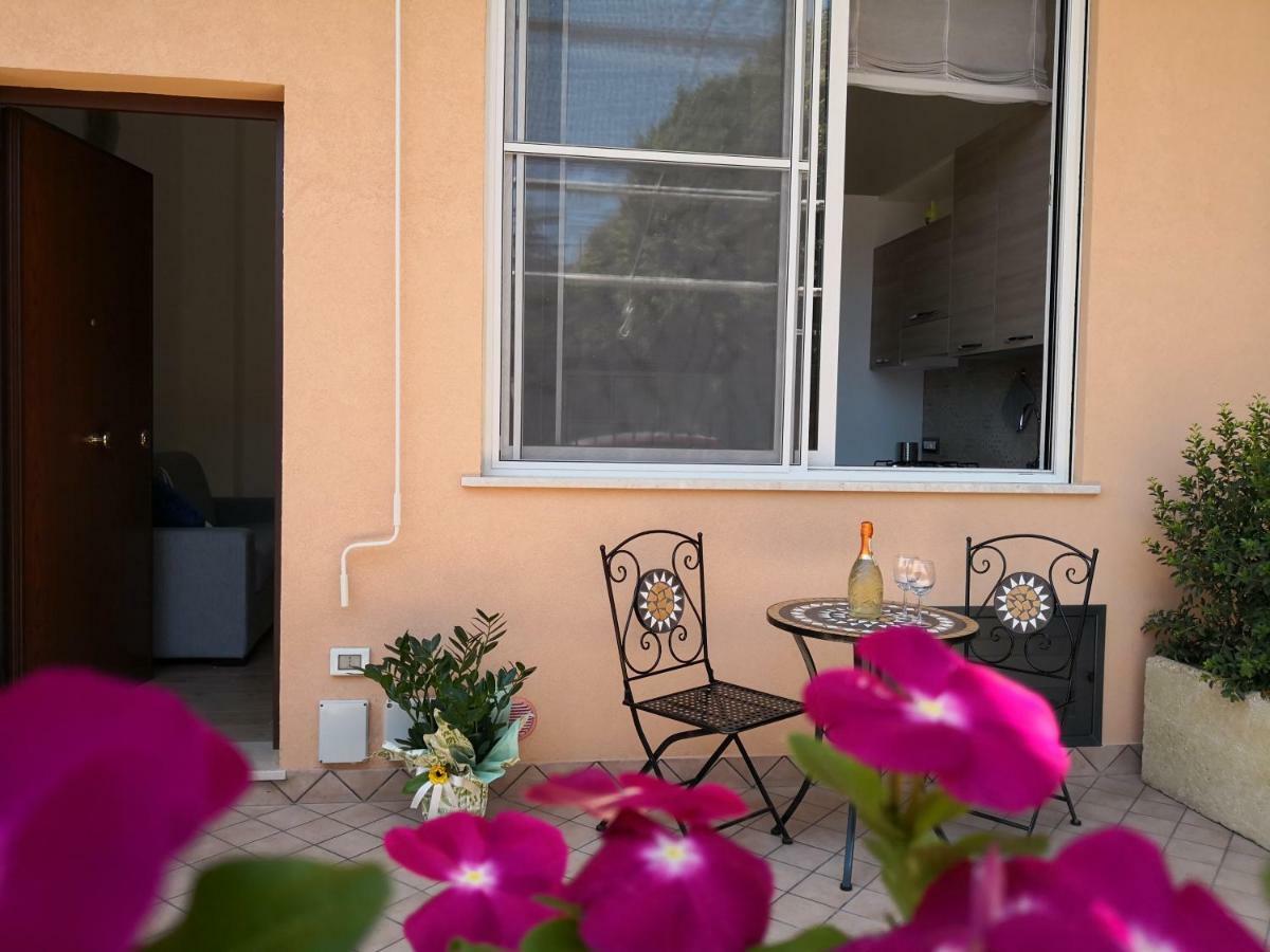 Tiny House Naxos Hotel Giardini Naxos Luaran gambar